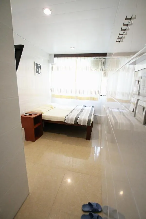 Tai Wah Hostel Hong Kong Guest house